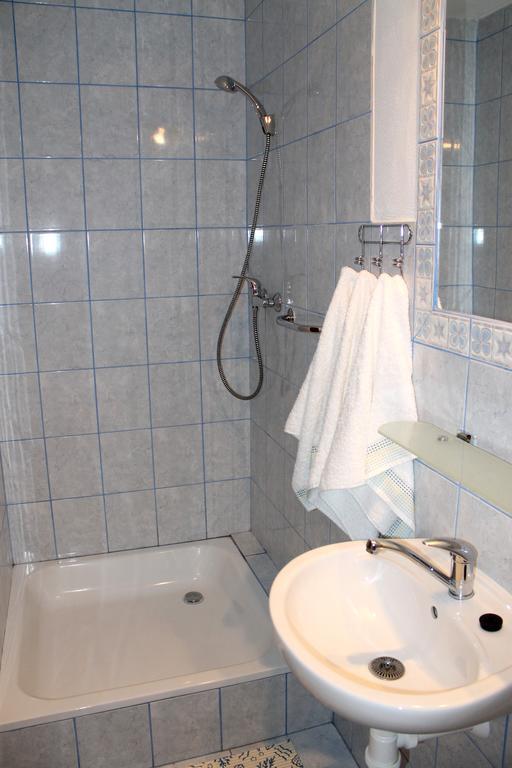Apartman Turista Pavčina Lehota Eksteriør billede